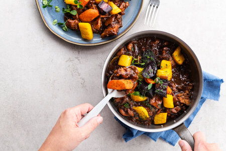 Turkey stew with chunky sautéed carrots 